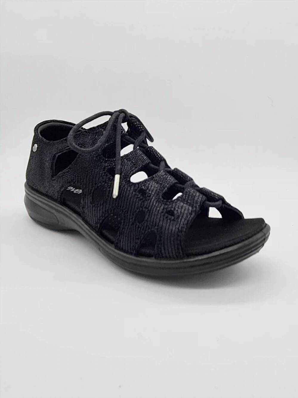NEW REVERE women's napier shoe in black lizard